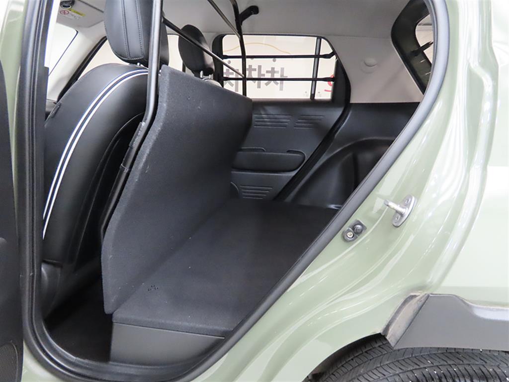 HYUNDAI Casper - Vista 6