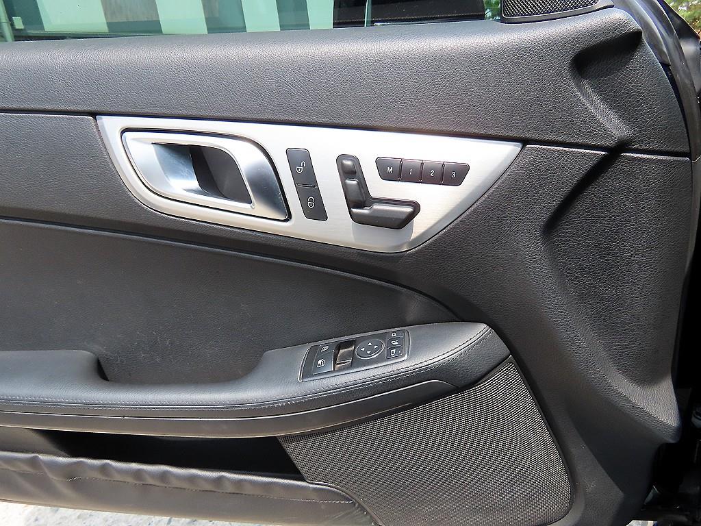 Mercedes Benz SLK Class 2012 Negro - Importación desde Corea - HF Imports Iquique - Foto 14