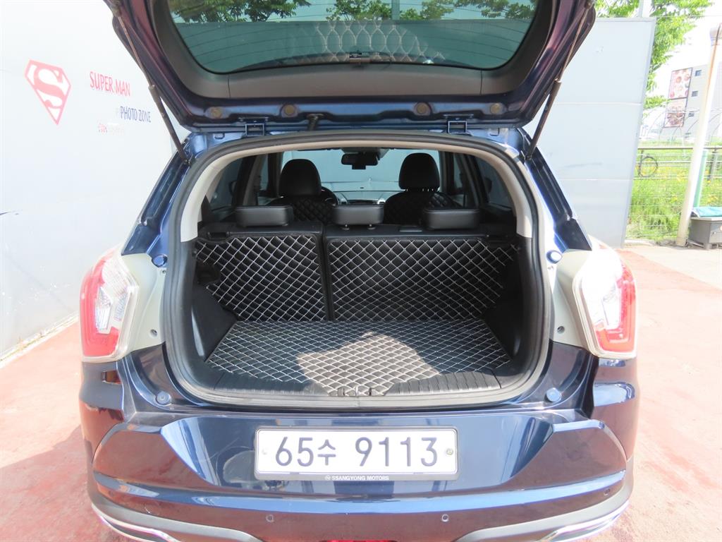Ssangyong Tivoli - Vista 9