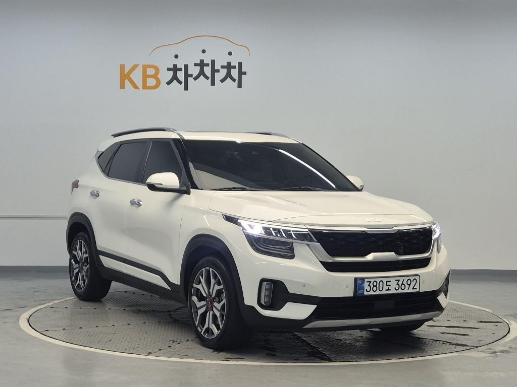 KIA Seltos - Vista 4