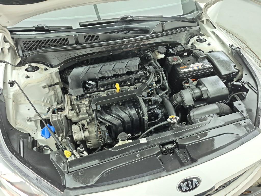 KIA K3 - Vista 6
