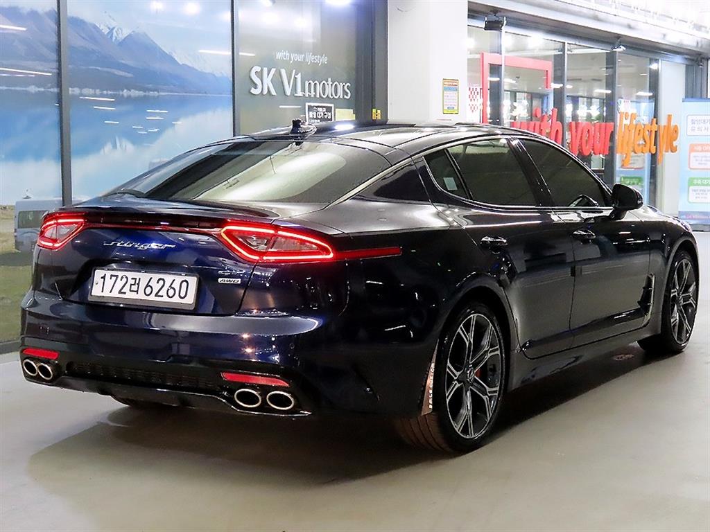 KIA Stinger - Vista 4