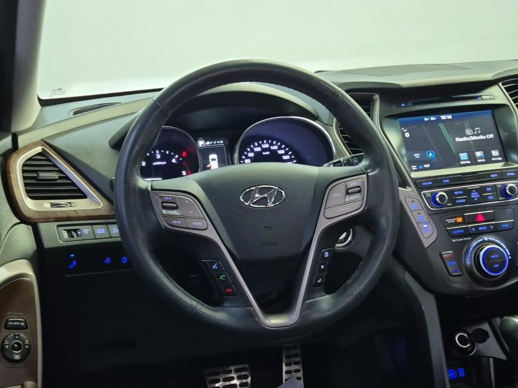 HYUNDAI Maxcruz - Vista 9