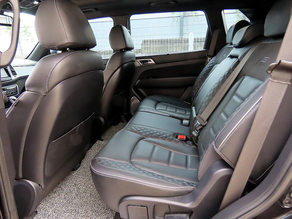 Ssangyong Rexton - Vista 6