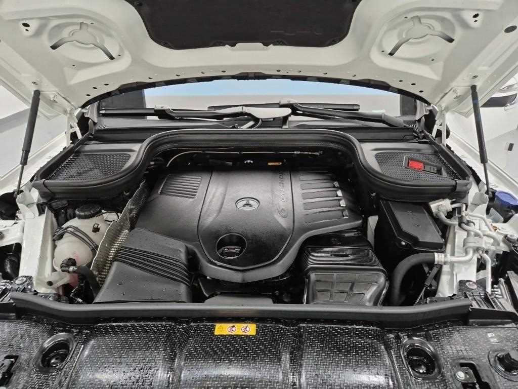 Mercedes Benz GLS Class - Vista 5