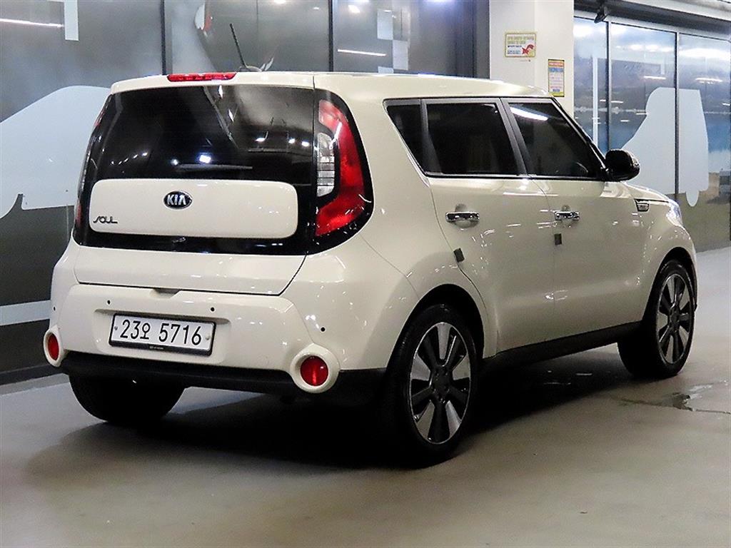 KIA Soul - Vista 4