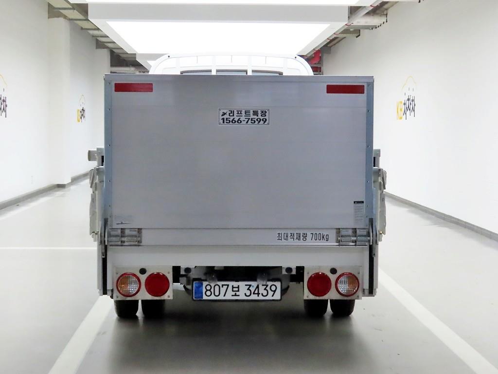 Small Truck Cargo (small) - Vista 3