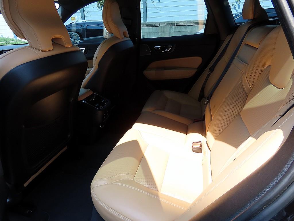 Volvo XC60 - Vista 6