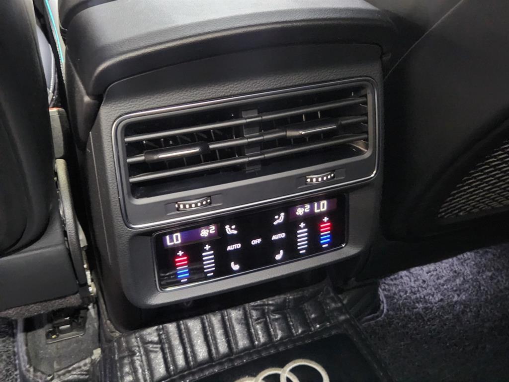 Audi Q8 - Vista 8
