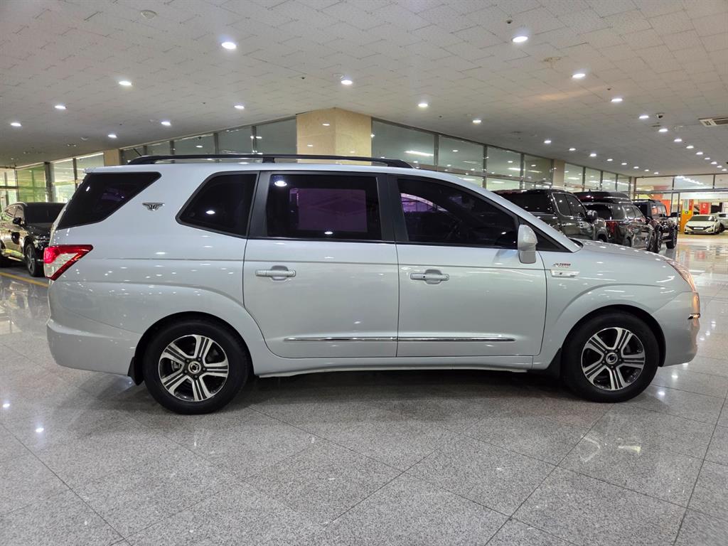 Ssangyong Korando - Vista 5