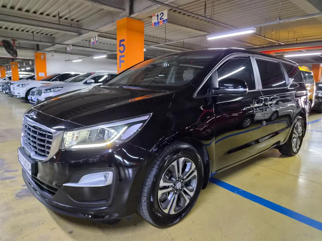 KIA Carnival 2019 Negro - Importación desde Corea - HF Imports Iquique - Foto 1