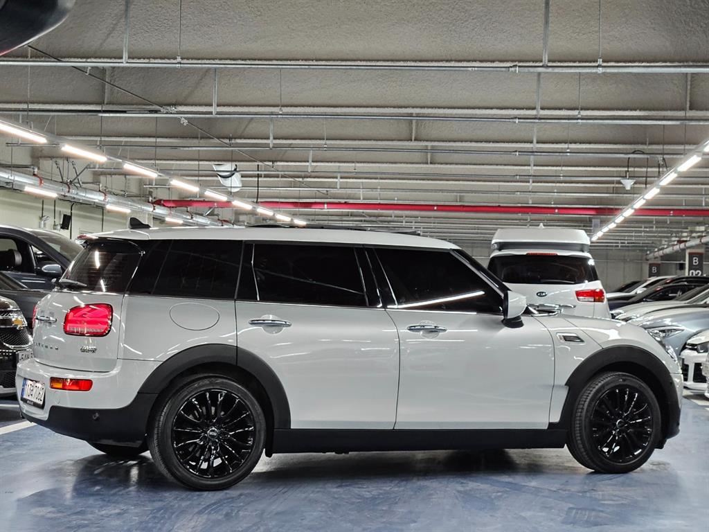 Mini Clubman - Vista 3