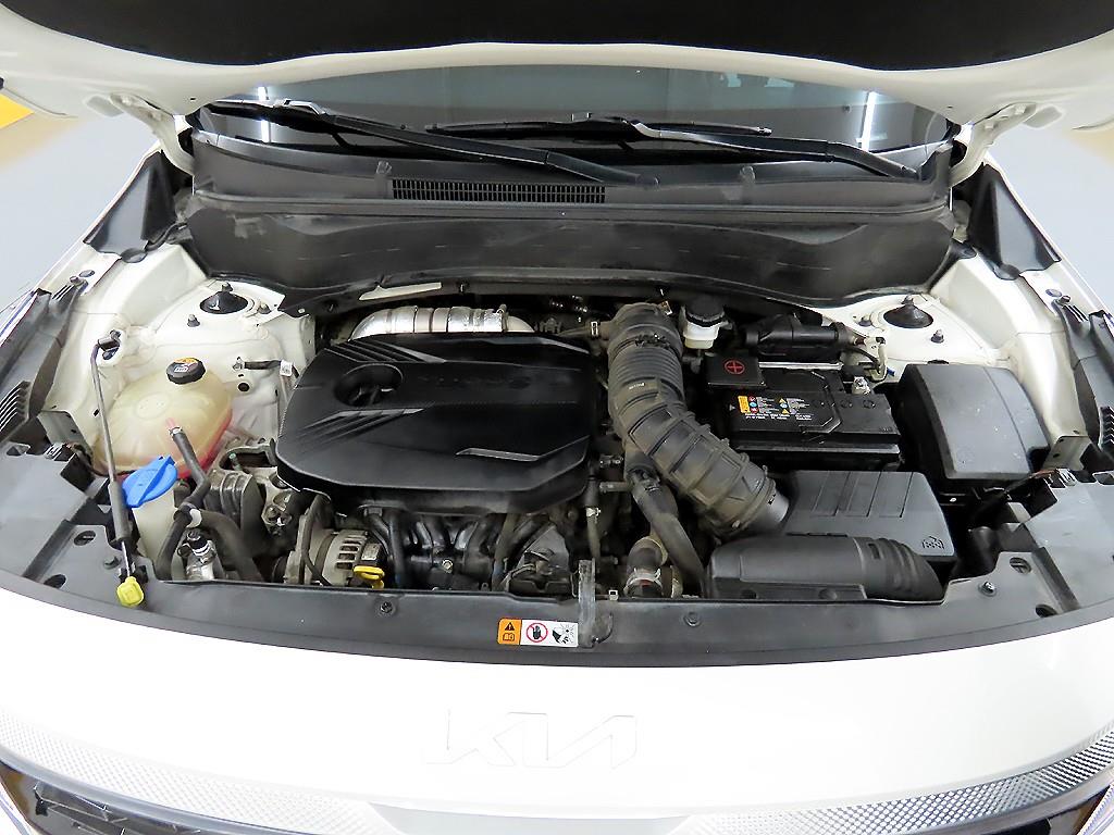 KIA Seltos 2023 Blanco - Importación desde Corea - HF Imports Iquique - Foto 19