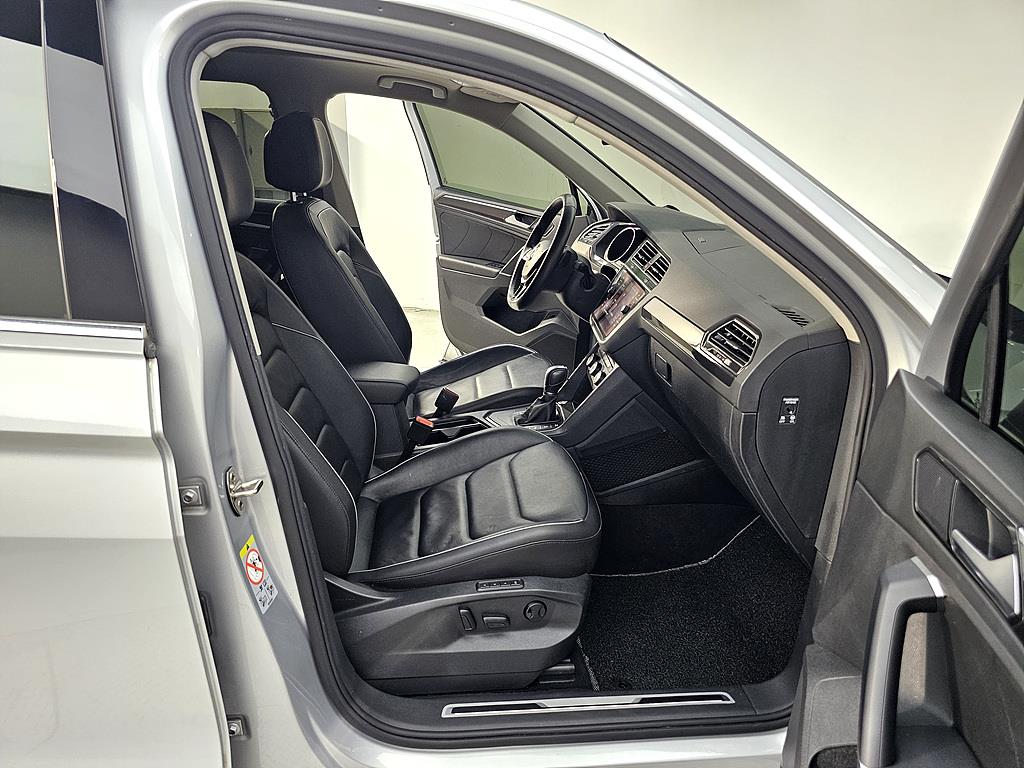 Volkswagen Tiguan - Vista 9