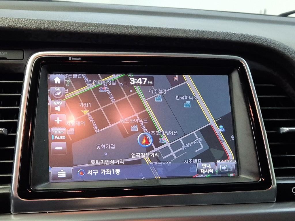 HYUNDAI Sonata - Vista 6