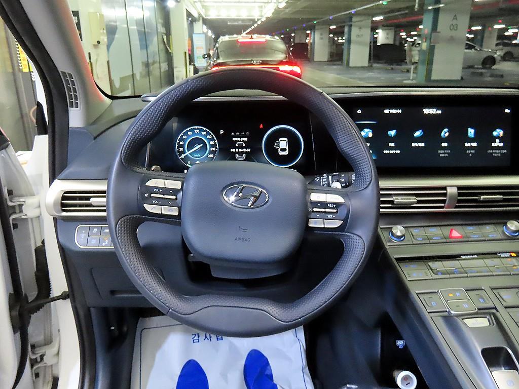 HYUNDAI Nexo - Vista 8