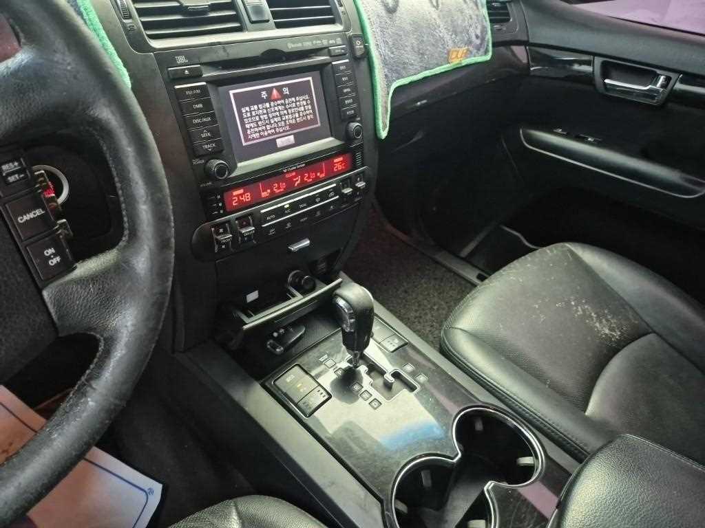 KIA Mohave - Vista 10