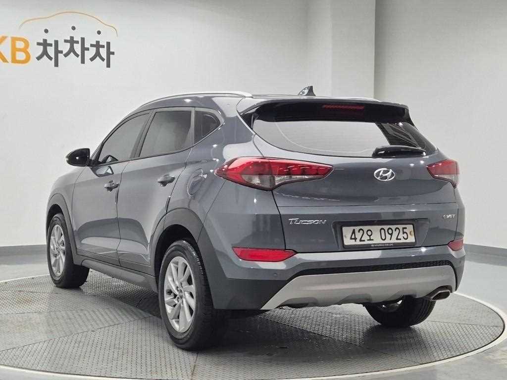 HYUNDAI Tucson - Vista 2
