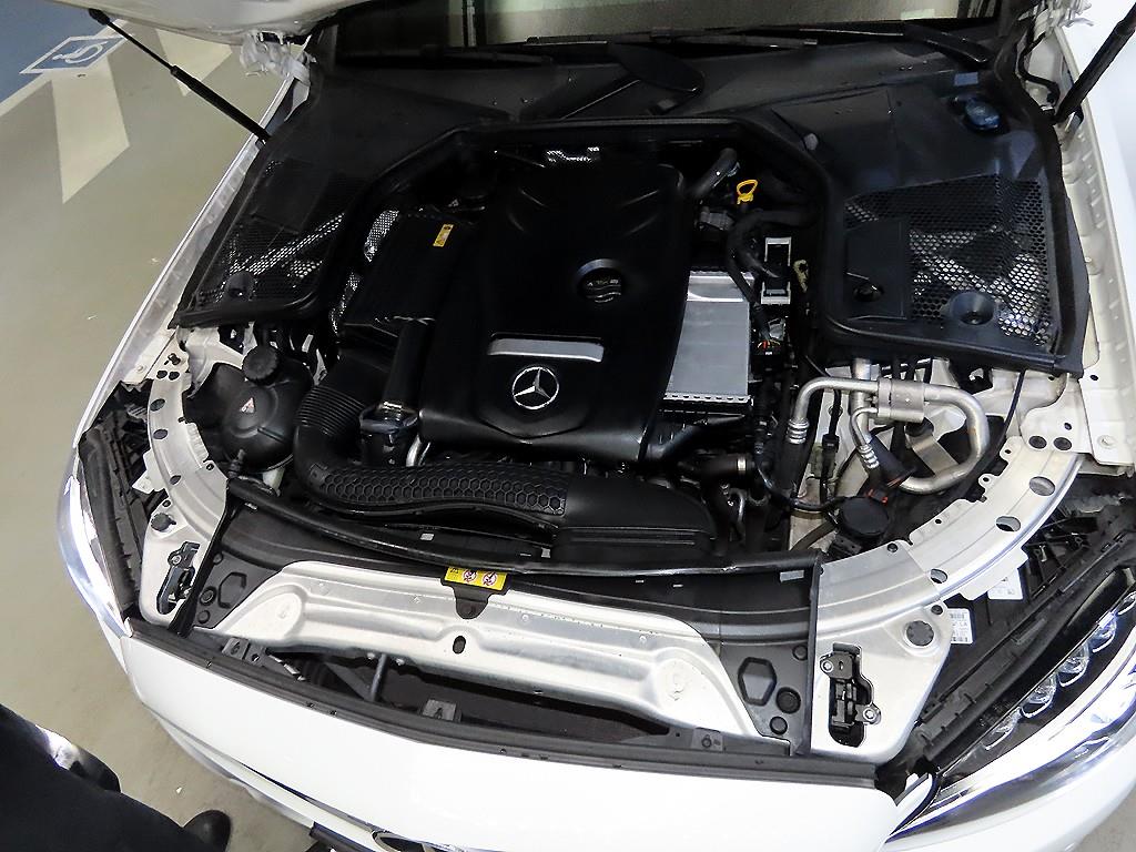 Mercedes Benz C Class 2016 Blanco - Importación desde Corea - HF Imports Iquique - Foto 19