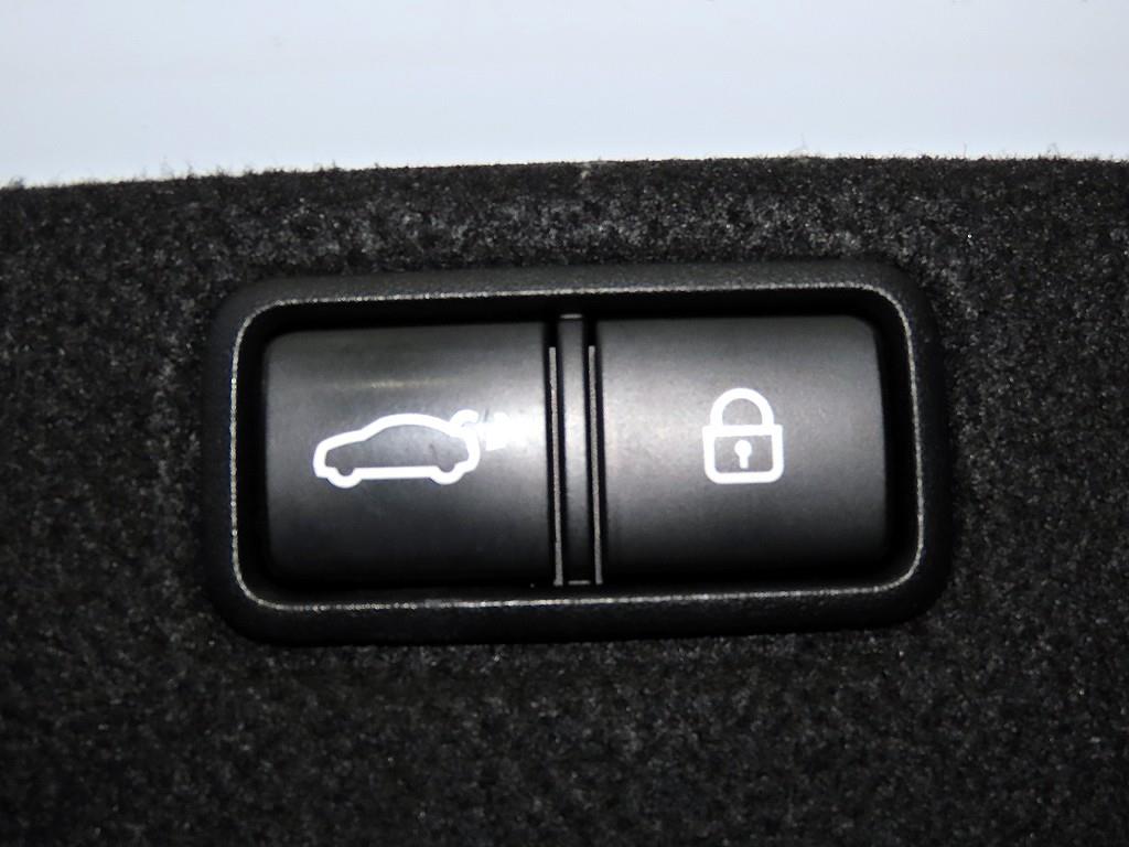 HYUNDAI Genesis 2014 Plateado - Importación desde Corea - HF Imports Iquique - Foto 15