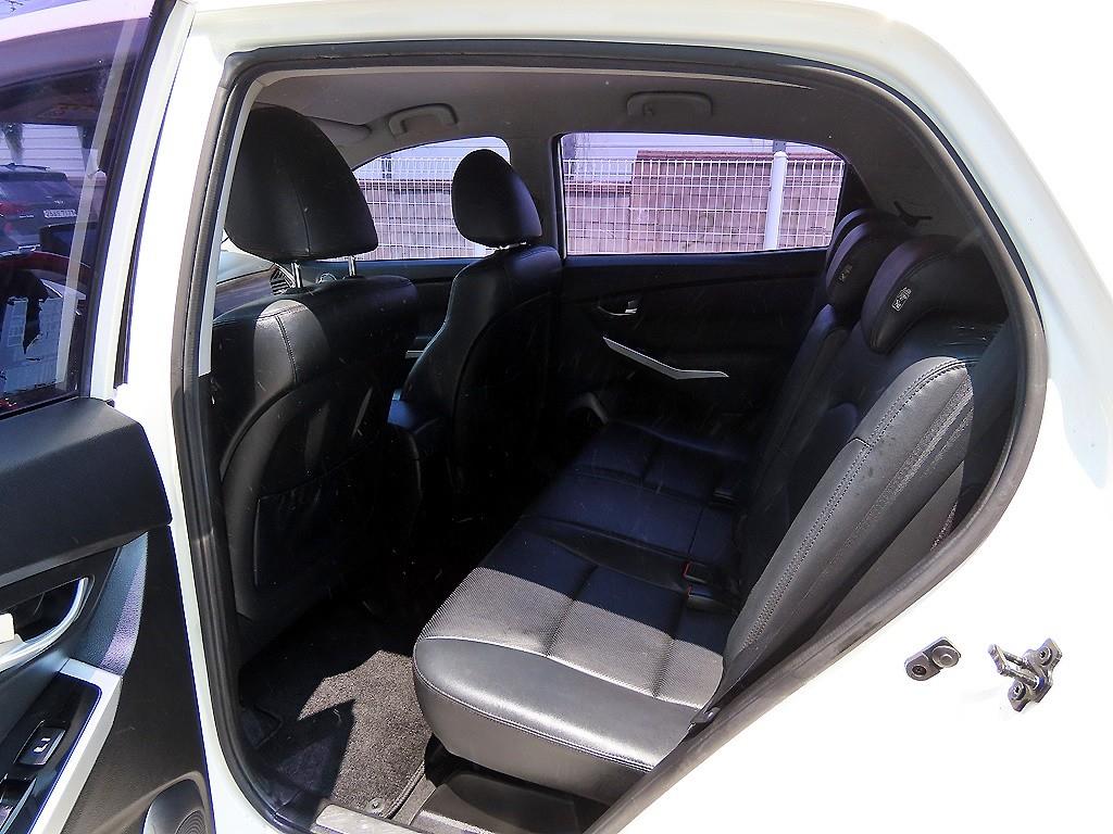 Ssangyong Korando - Vista 6