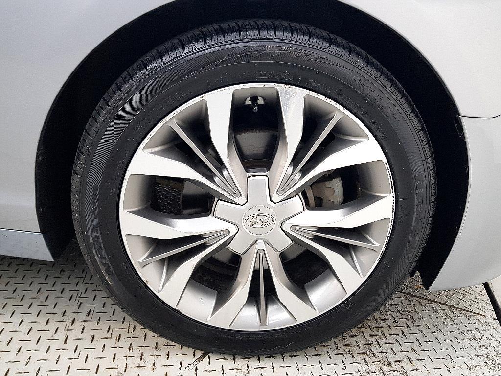 HYUNDAI Sonata 2016 Plateado - Importación desde Corea - HF Imports Iquique - Foto 20