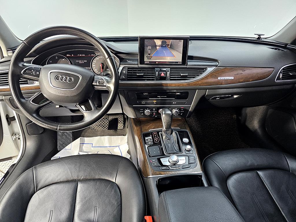 Audi A6 - Vista 5