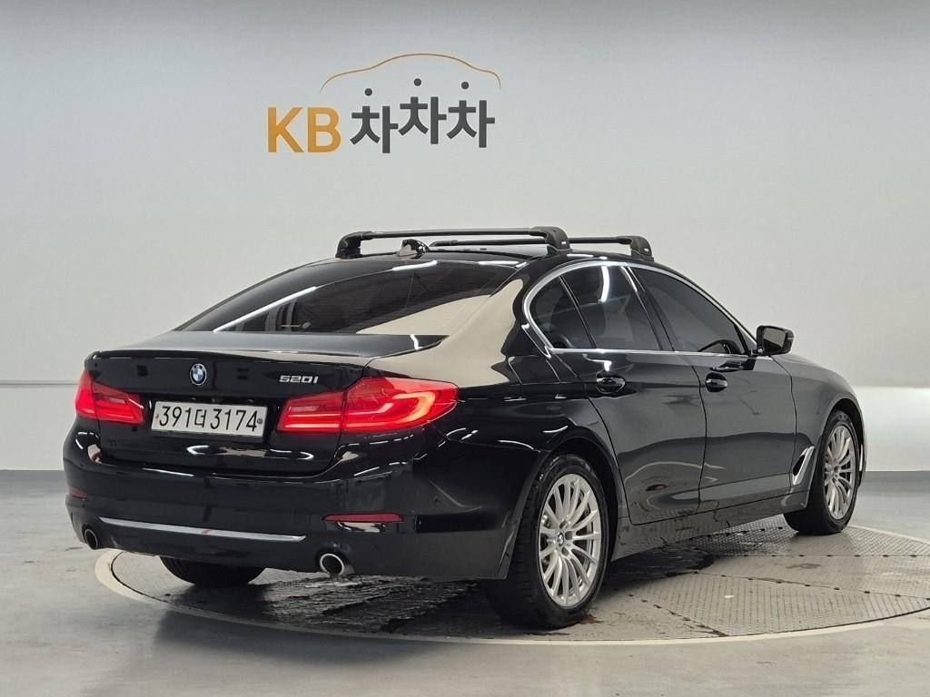 BMW 5 Series - Vista 2