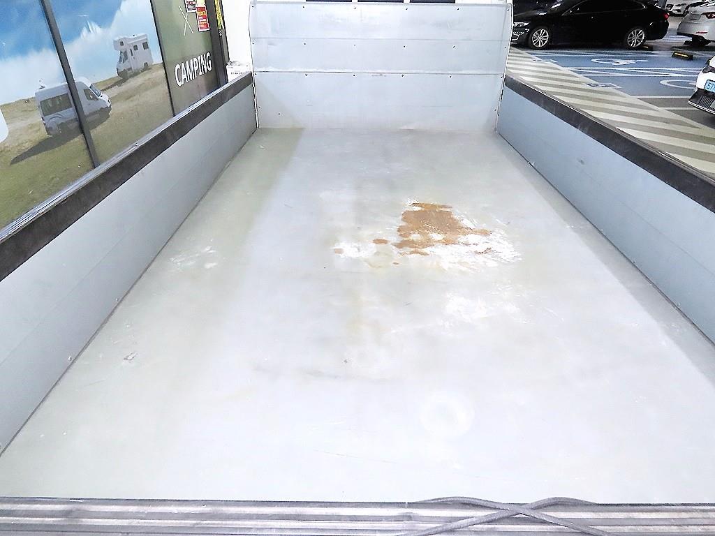 Small Truck Cargo (small) - Vista 6