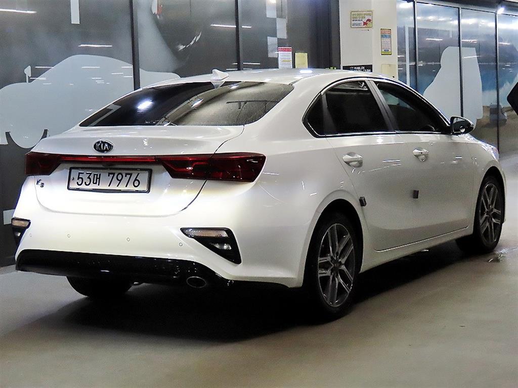 KIA K3 - Vista 4