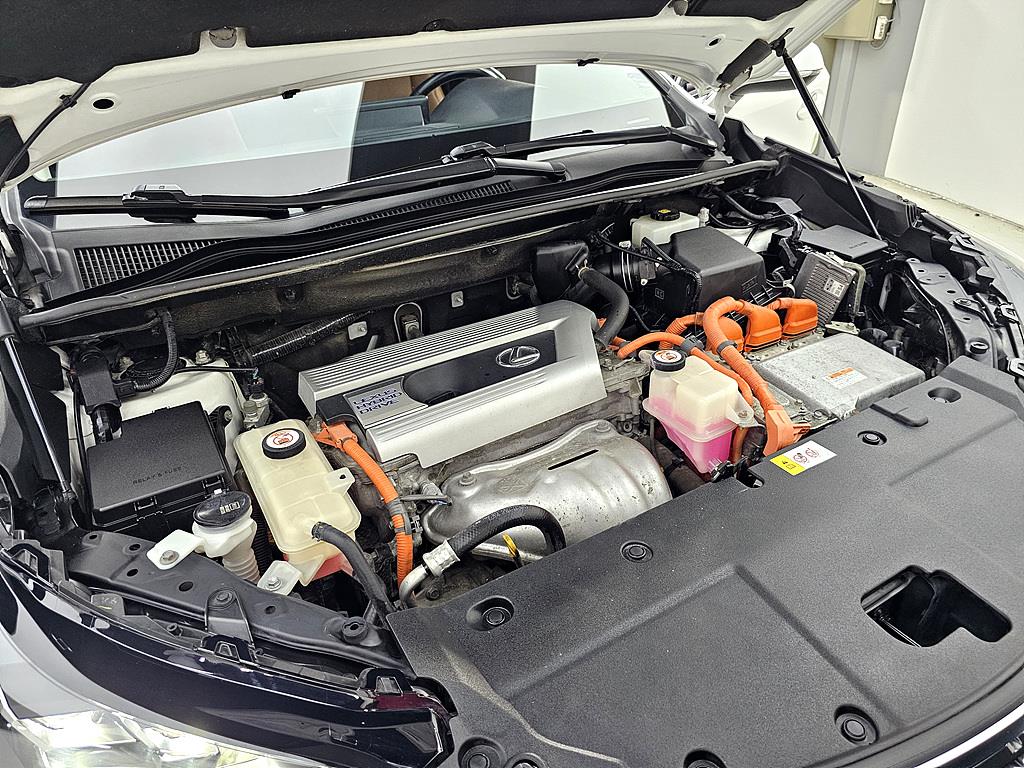Lexus NX - Vista 6