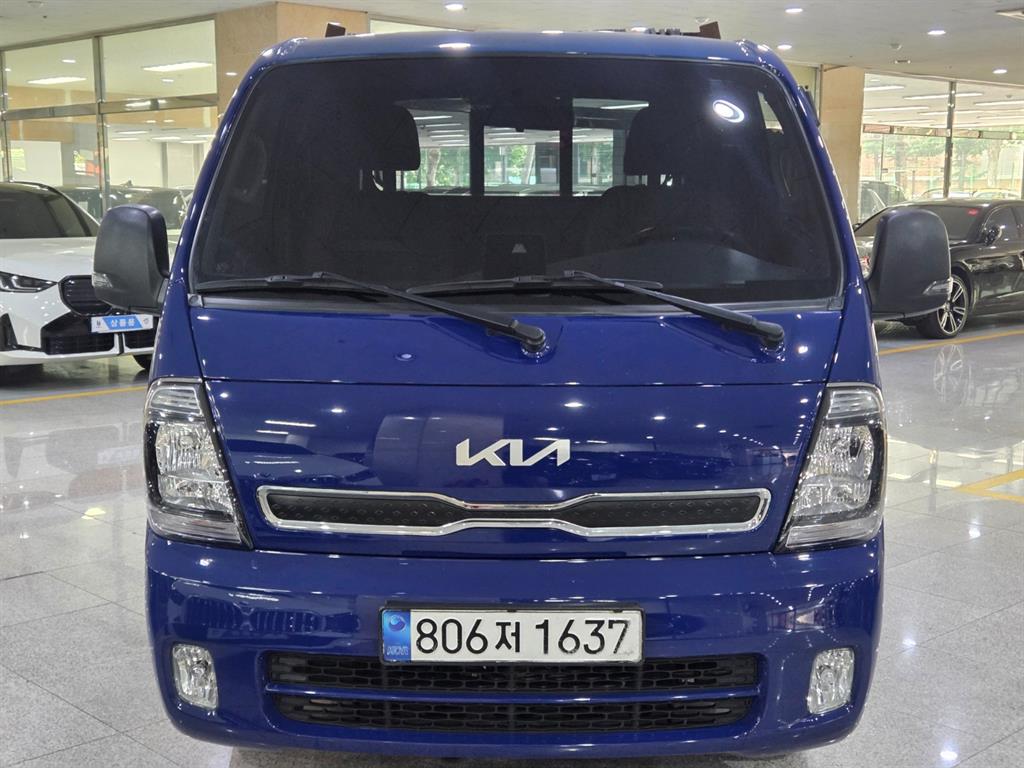 Small Truck Cargo (small) - Vista 2