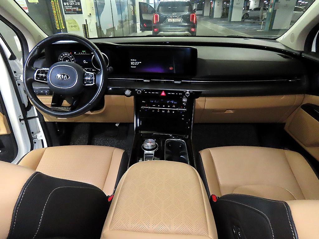 KIA Carnival - Vista 10