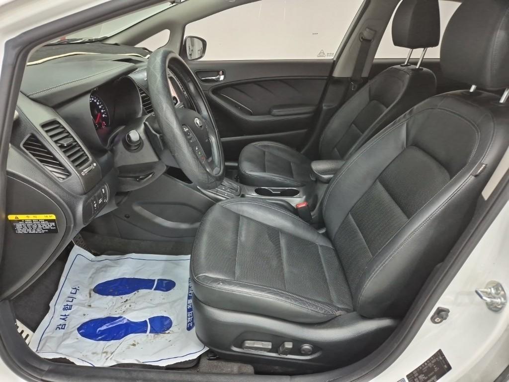 KIA K3 2013 Blanco - Importación desde Corea - HF Imports Iquique - Foto 19