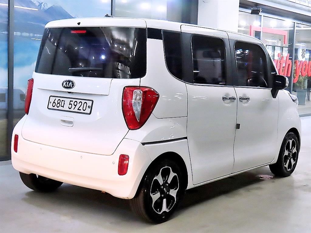 KIA Ray - Vista 4