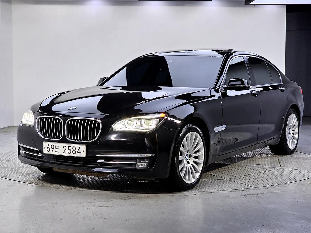 BMW 7 Series 2014 Negro - Importación desde Corea - HF Imports Iquique - Foto 1