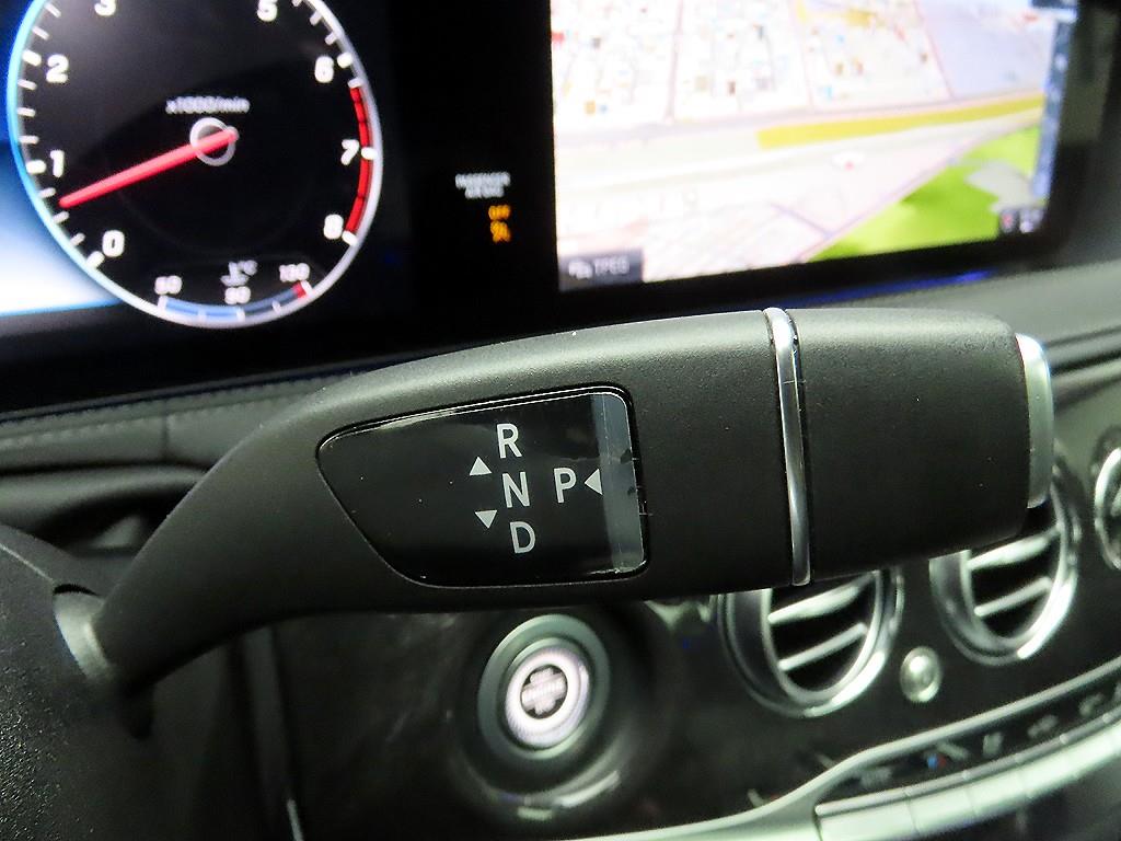 Mercedes Benz S Class - Vista 10