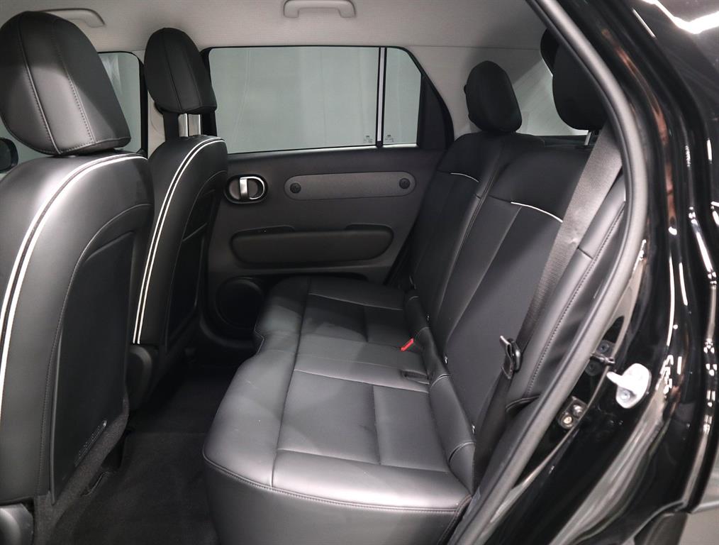 HYUNDAI Casper - Vista 10