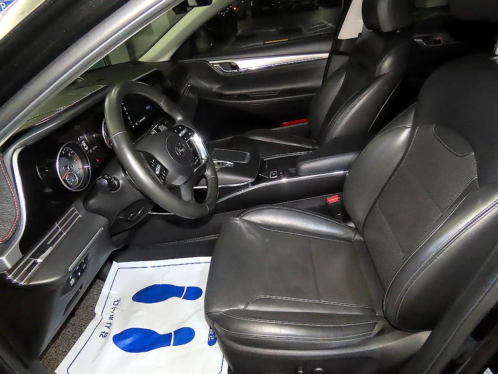 HYUNDAI Grandeur - Vista 6