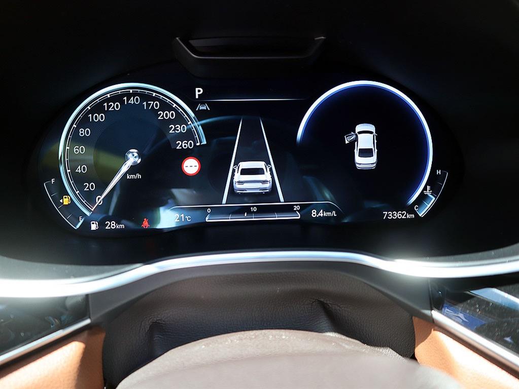 Genesis G80 - Vista 9