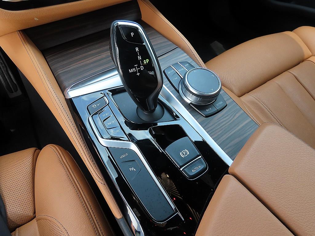 BMW 5 Series - Vista 11