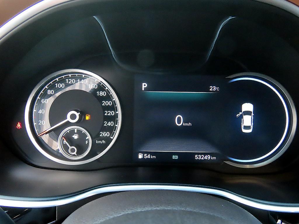 Genesis G80 - Vista 9
