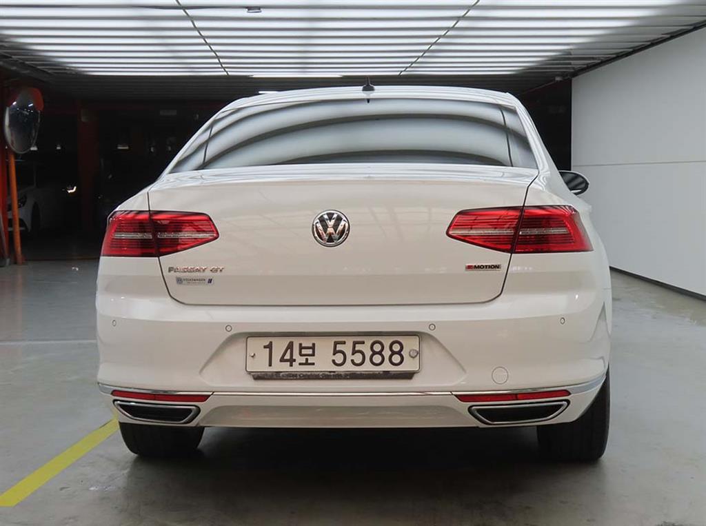 Volkswagen Passat - Vista 3