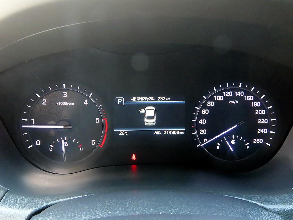 Genesis G80 - Vista 9
