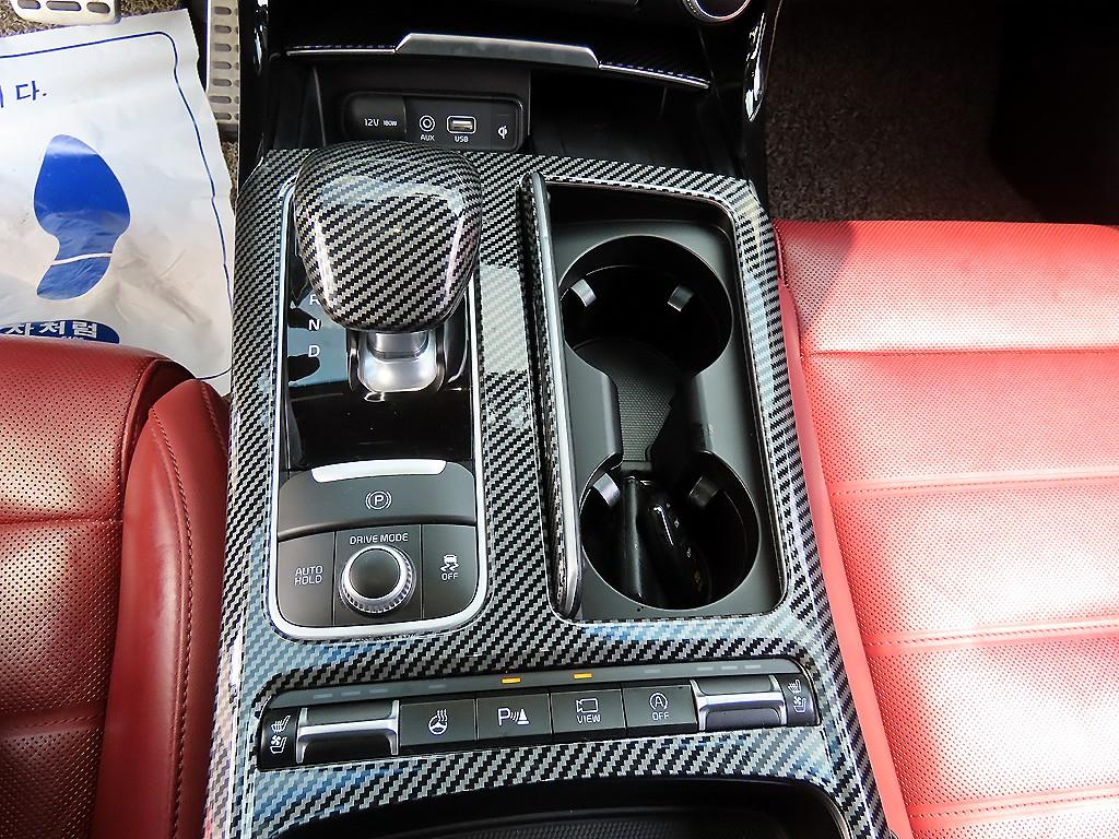 KIA Stinger - Vista 11