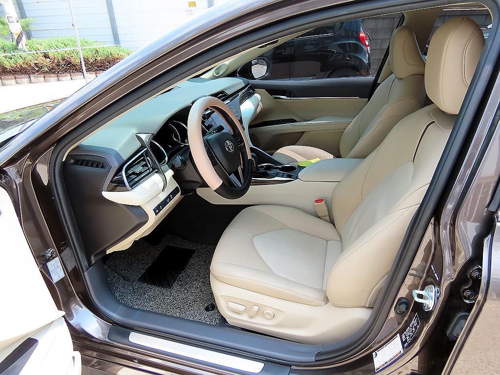 Toyota Camry - Vista 5
