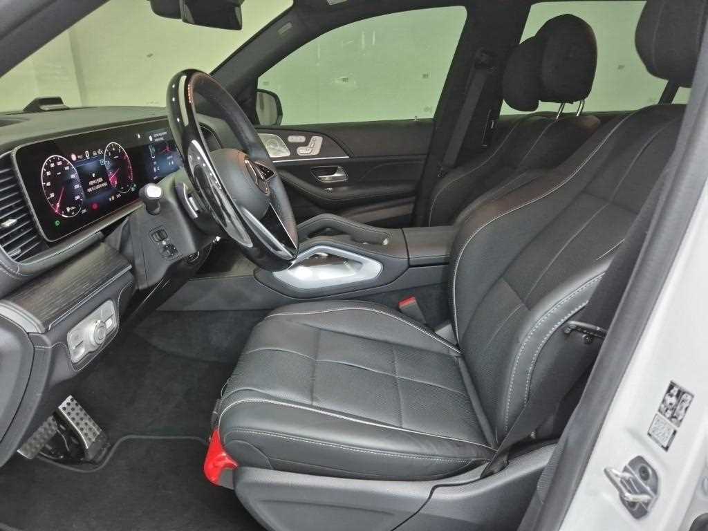Mercedes Benz GLS Class - Vista 11