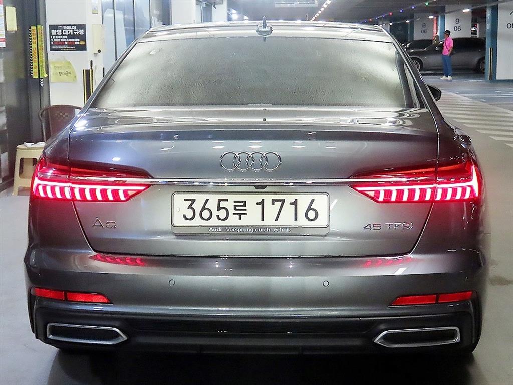Audi A6 - Vista 5