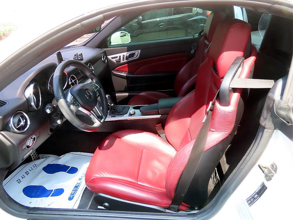 Mercedes Benz SLK Class - Vista 9