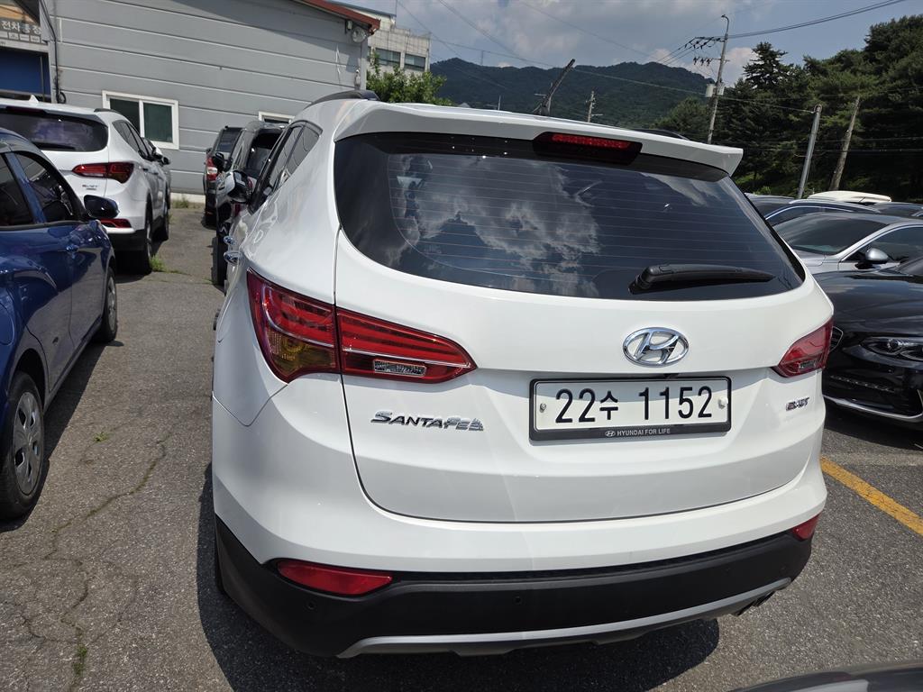 HYUNDAI Santa Fe - Vista 8